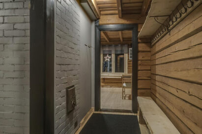 The hallway of Evo Wilderness Villa.