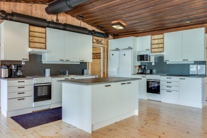 Spacious kitchen of Aulanko Grand Villa.