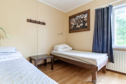 2-person bedroom of Evo Lakeside Villa.